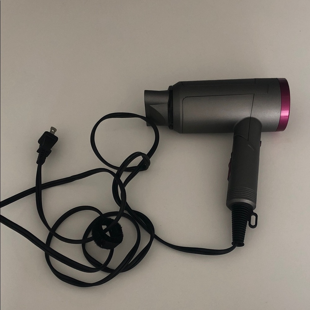 Hair Dryer - Foldable, Adjustable Airflow